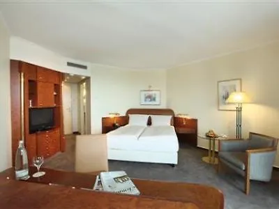 Lindner Seestern, Part Of Jdv By Hyatt Ντίσελντορφ